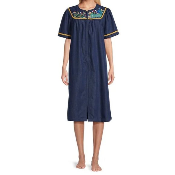 Go Softly Women's Chambray Patio Dress 1X Embroidered Peacock & Floral Mumu NWT - Picture 4 of 10